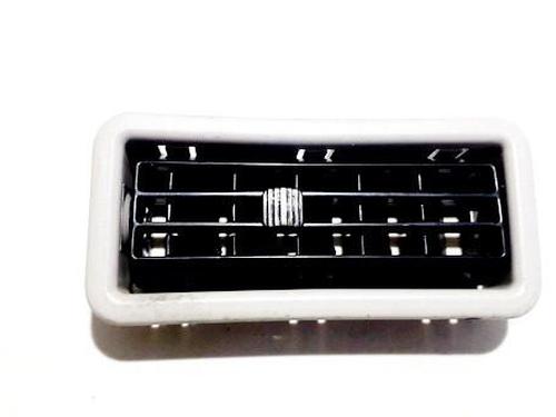 Used Air vent Air vent OPEL SINTRA (APV) 3.0 i 24V (OUN16, Y94) (201 hp) 33526797 33526797