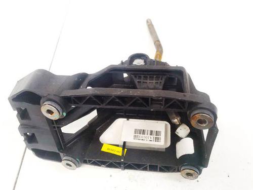 Used Gear lever Gear lever TOYOTA AVENSIS (_T25_) 2.0 D-4D (CDT250_, CDT250R) (116 hp) 35071924 35071924