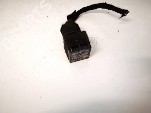 Used Electronic sensor Electronic sensor AUDI 80 B4 Saloon (8C2) 2.0 (90 hp) 32946461 32946461