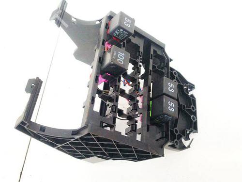 Used Fuse box SEAT IBIZA IV (6J5, 6P1) 1.4 (85 hp) 32602380