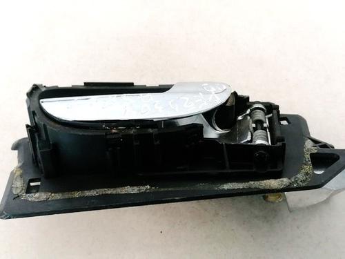 Used Front right interior door handle Front right interior door handle 35618415 35618415