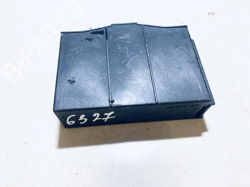 Used Fuse box Fuse box OPEL MERIVA A MPV (X03) 1.7 CDTI (E75) (100 hp) 33083640 33083640