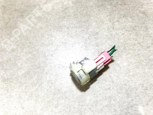 Electronic sensor SUBARU FORESTER (SF_) 2.0 AWD (SF5) | BP33069243M84 - Image 2