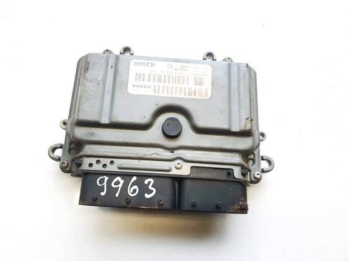 Used Engine control unit (ECU) Engine control unit (ECU) VOLVO S80 II (124) 2.5 T (200 hp) 32606102 32606102