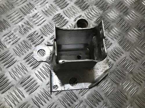 Used Front bumper bracket Front bumper bracket 35691412 35691412