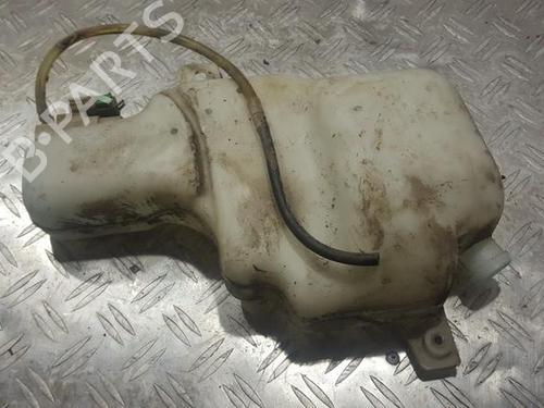 Used Windscreen washer tank Windscreen washer tank SUBARU LEGACY I (BC) 2000 4WD (BC5) (116 hp) 35658356 35658356