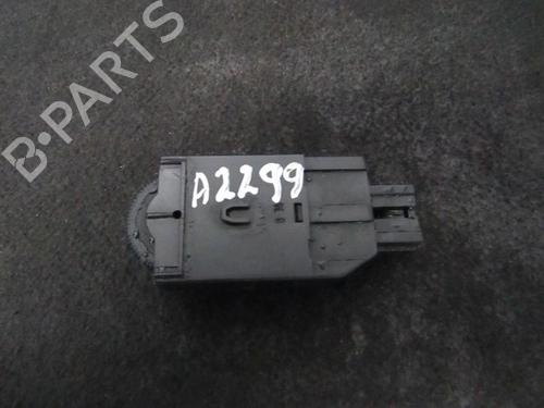 Used Switch Switch MITSUBISHI CARISMA (DA_) 1.9 TD (DA4A) (90 hp) 35666477 35666477