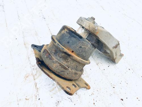Used Engine mount Engine mount VW POLO IV (9N_, 9A_) 1.4 16V (75 hp) 33075346 33075346