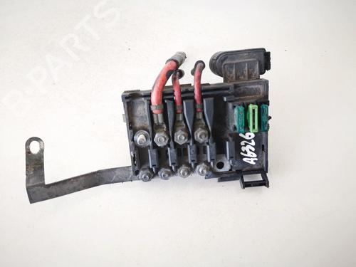 Used Fuse box Fuse box SKODA OCTAVIA I (1U2) 1.9 TDI (90 hp) 33071908 33071908