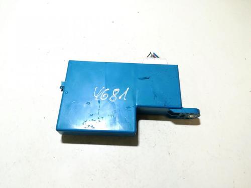 Used Electronic module Electronic module TOYOTA YARIS (_P9_) 1.4 D-4D (NLP90_, NLP90R) (90 hp) 33512513 33512513