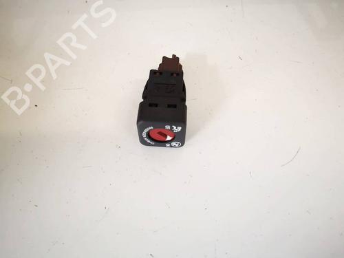 switch-citroen-c4-ii-saloon-nc_-2013-32957093 main image