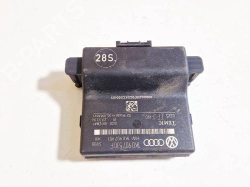 Used Electronic module Electronic module VW GOLF PLUS V (5M1, 521) 1.9 TDI (105 hp) 32571677 32571677