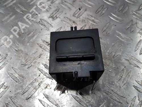 display-monitor-renault-kangoo-kc01_-1997-35654861 main image