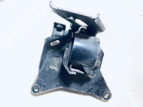 Used Engine mount Engine mount TOYOTA YARIS (_P9_) 1.33 VVT-i (NSP90_, NSP90R) (99 hp) 33062364 33062364