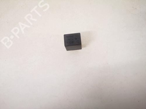 Used Electronic sensor Electronic sensor OPEL VECTRA B (J96) 2.0 DTI 16V (F19) (101 hp) 33085956 33085956
