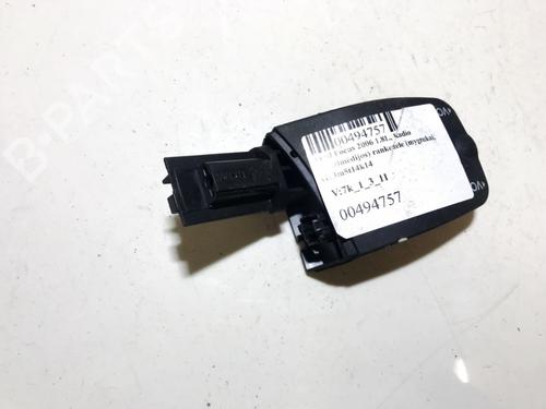 Used Steering wheel controls Steering wheel controls 35701554 35701554