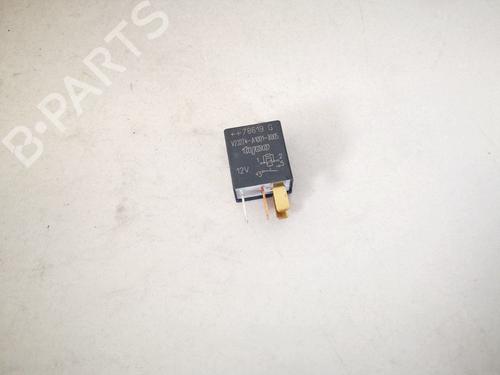 Used Electronic sensor Electronic sensor TOYOTA AVENSIS (_T25_) 2.0 D-4D (ADT250_, ADT250R) (126 hp) 32902526 32902526