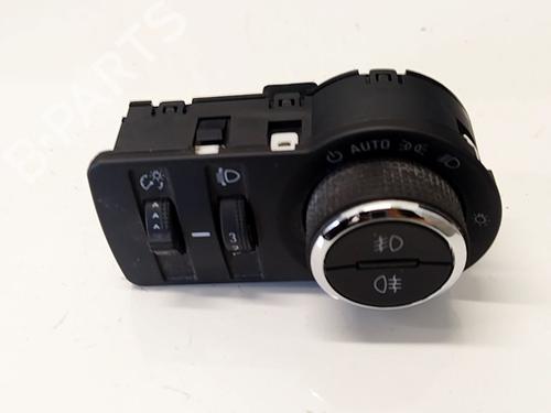 Used Switch Switch BMW 3 (F30, F80) 318 d (150 hp) 39419989 39419989