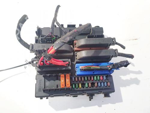 Used Fuse box Fuse box SAAB 9-3 (YS3F, E79, D79, D75) 2.2 TiD (125 hp) 32892512 32892512