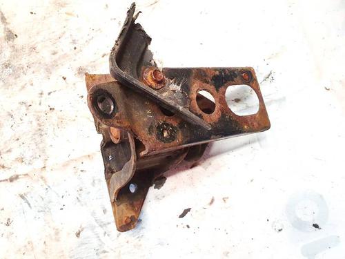 Used Engine mount Engine mount DAIHATSU MATERIA (M4_) 1.5 (103 hp) 32924962 32924962