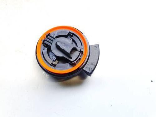 BP32606769M83 main image