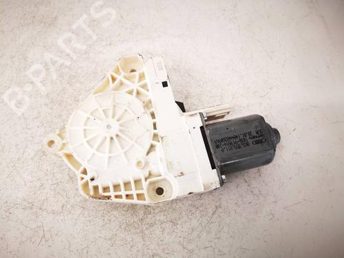 Used Left rear window motor Left rear window motor AUDI A4 B8 (8K2) 2.0 TDI (136 hp) 40275329 40275329