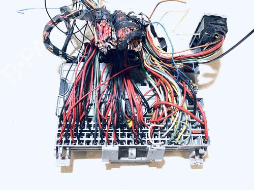 Used Fuse box Fuse box OPEL VECTRA B (J96) 1.8 i 16V (F19) (116 hp) 33104542 33104542