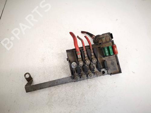 Used Fuse box Fuse box VW GOLF IV (1J1) 1.9 TDI (110 hp) 32593863 32593863
