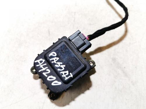 Used Electronic module Electronic module VW PASSAT B5 Variant (3B5) 1.9 TDI (110 hp) 33518095 33518095