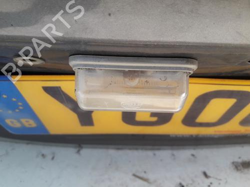 Luz matrícula Luz matrícula TOYOTA AVENSIS (_T25_) 2.0 D-4D (CDT250_, CDT250R) (116 hp) 35607501 35607501