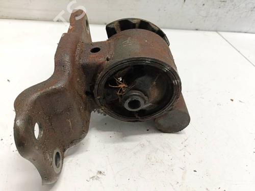 Used Engine mount Engine mount MITSUBISHI COLT V (CJ_, CP_) 1300 GL,GLX (CJ1A) (75 hp) 32568584 32568584