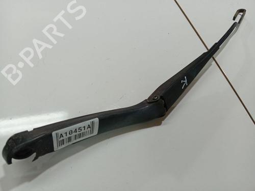 front-windshield-wiper-arm-mercedes-benz-c-class-w203-2000-2001-2002-2003-2004-2005-2006-2007-32544567 main image
