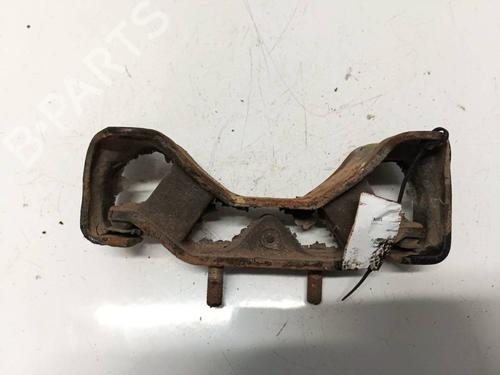 Used Engine mount Engine mount SUBARU LEGACY IV Estate (BP) 2.0 AWD (BP5) (138 hp) 32970382 32970382