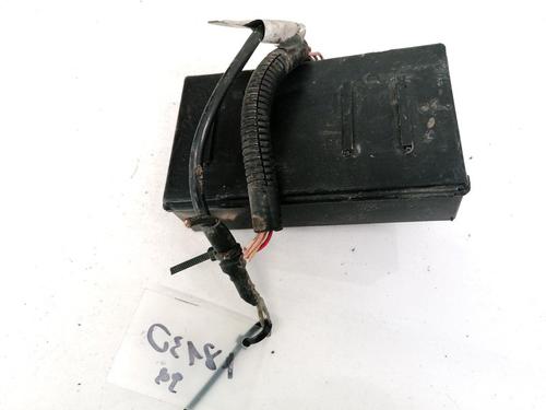 Used Fuse box Fuse box 32908959 32908959