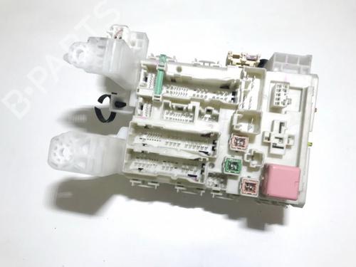 Used Fuse box Fuse box 33501497 33501497