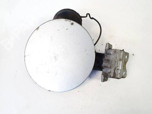 fuel-flap-toyota-yaris-_p9_-2005-2006-2007-2008-2009-2010-2011-2012-2013-2014-35363483 main image