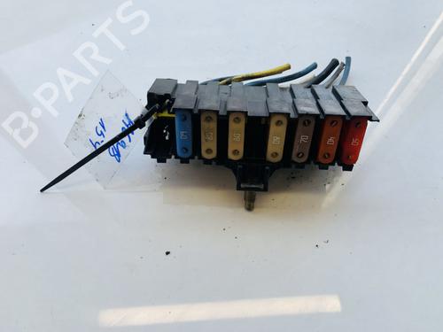 Used Fuse box Fuse box PEUGEOT 407 (6D_) 2.0 (6DRFNB, 6DRFNE) (136 hp) 33096136 33096136