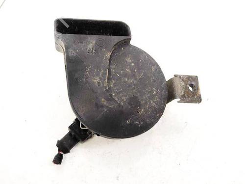 horn-volvo-v70-ii-285-1999-2000-2001-2002-2003-2004-2005-2006-2007-2008-35282038 main image