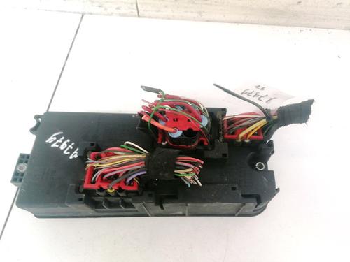 Used Fuse box Fuse box SAAB 9-3 (YS3F, E79, D79, D75) 2.2 TiD (125 hp) 32902770 32902770