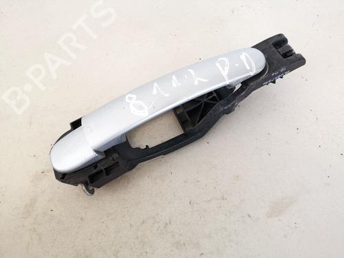 front-right-exterior-door-handle-hyundai-getz-tb-2001-2002-2003-2004-2005-2006-2007-2008-2009-2010-2011-35402415 main image