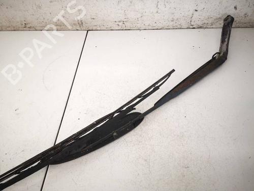 Used Front windshield wiper arm Front windshield wiper arm 38102719 38102719