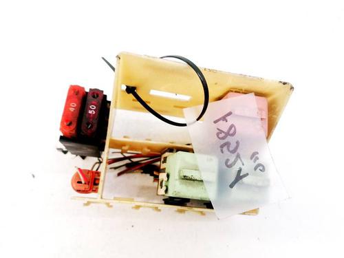 fuse-box-bmw-5-e39-1995-1996-1997-1998-1999-2000-2001-2002-2003-32919871 main image