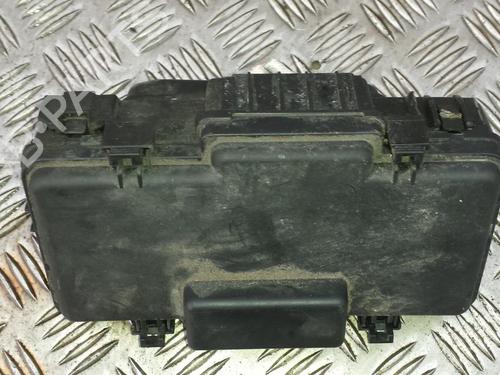 fuse-box-honda-civic-vii-hatchback-eu-ep-ev-2000-2001-2002-2003-2004-2005-2006-33491198 main image