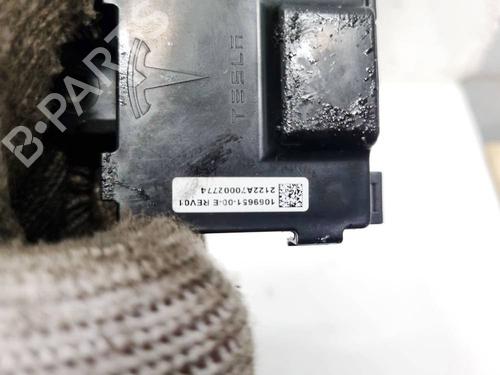Electronic module TESLA MODEL S (5YJS) 85D AWD | BP35161057M83 - Image 4