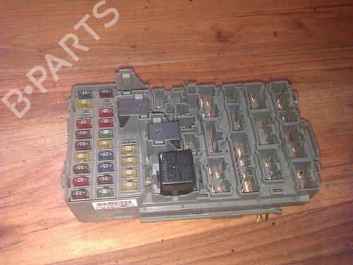 fuse-box-honda-civic-vii-hatchback-eu-ep-ev-2000-2001-2002-2003-2004-2005-2006-33507876 main image