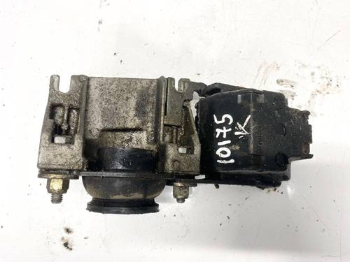 Used Engine mount Engine mount RENAULT MEGANE I (BA0/1_) 1.4 16V (BA0D, BA1H, BA0W, BA10) (95 hp) 32584977 32584977