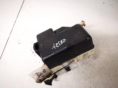 Used Fuse box Fuse box TOYOTA YARIS VERSO (_P2_) 1.3 (NCP20_, NCP22_, NCP20R, NCP22R) (86 hp) 32928734 32928734