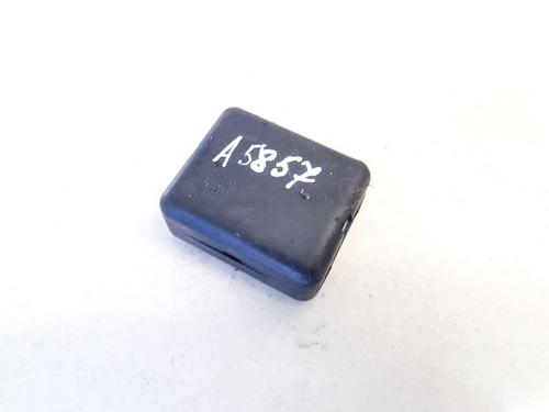 Used Electronic module Electronic module MERCEDES-BENZ C-CLASS (W203) C 180 Kompressor (203.046) (143 hp) 33066947 33066947