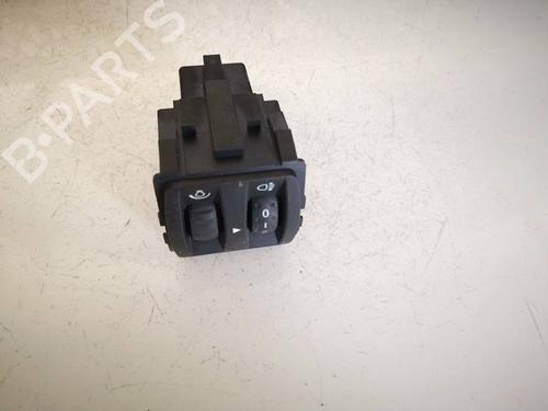 Used Switch Switch RENAULT SCÉNIC II (JM0/1_) 1.5 dCi (JM16) (103 hp) 36455037 36455037