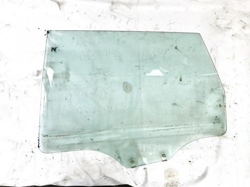 Used Rear left door window Rear left door window 35857420 35857420
